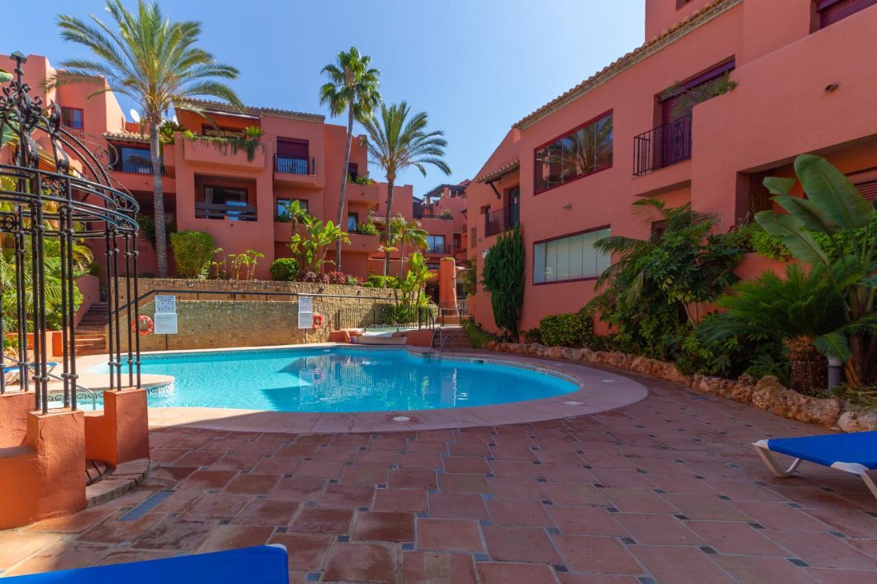 Xpce D Carlos Gardens Apartment Marbella Exterior photo