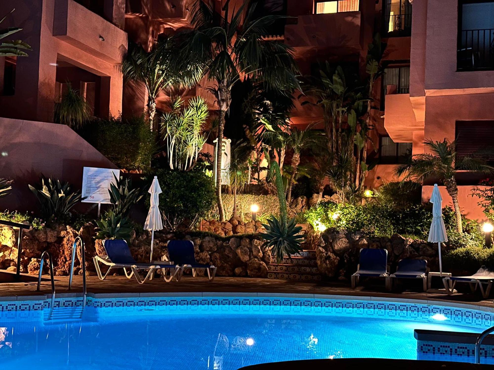 Xpce D Carlos Gardens Apartment Marbella Exterior photo